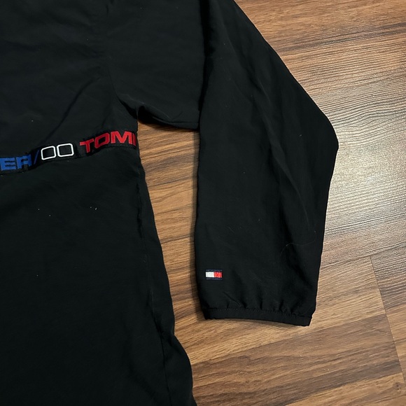 VTG 90’s Tommy Hilfiger Windbreaker Jacket, Size: Medium - Picture 6 of 11